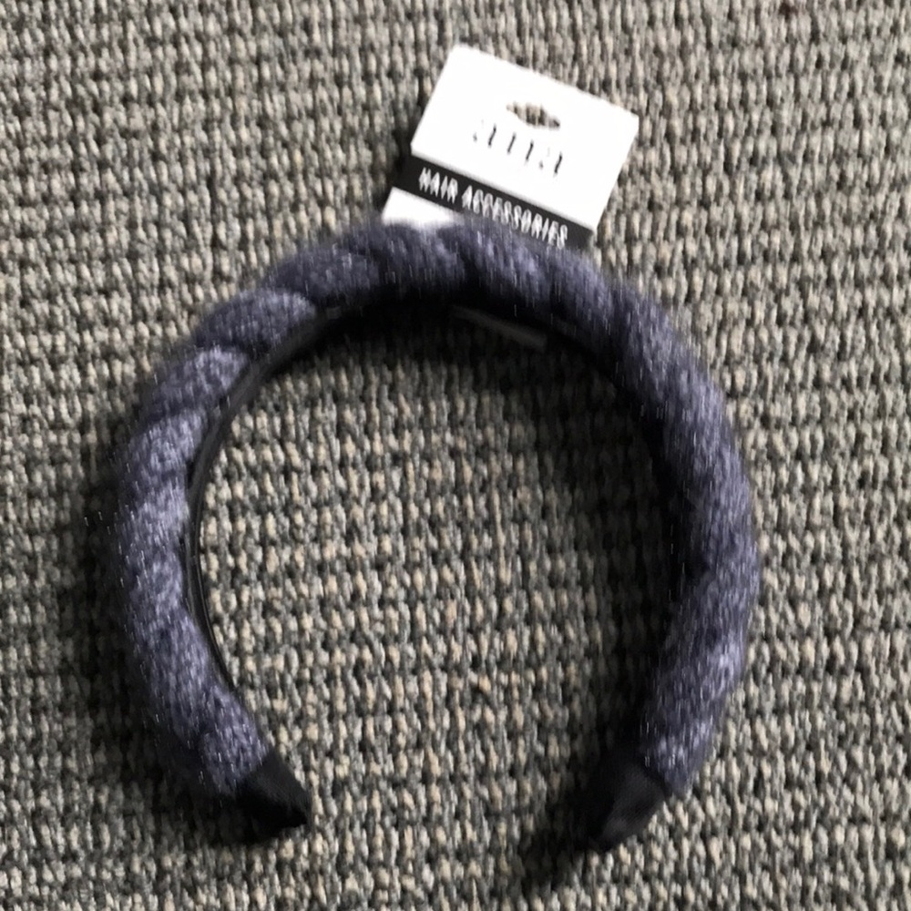 a.n.a‎ Textured Gray Hair Accessory